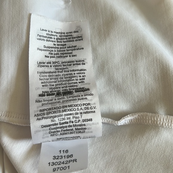 ASICS top, size XS - Picture 10 of 10